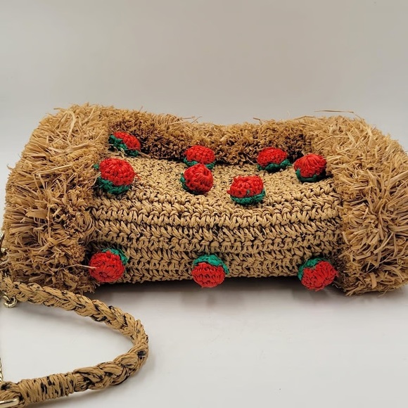 Zara strawberry straw raffia clutch bag - Picture 4 of 11